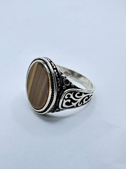 Brown circle ring