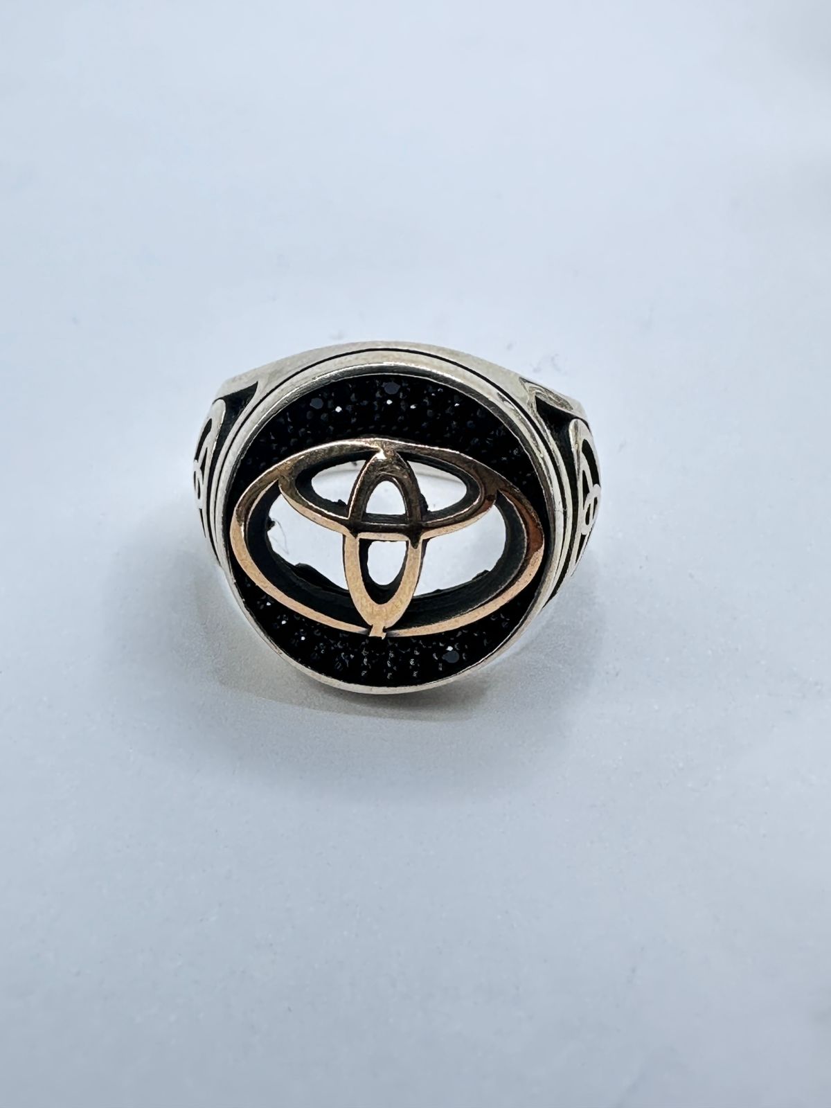 Toyota ring